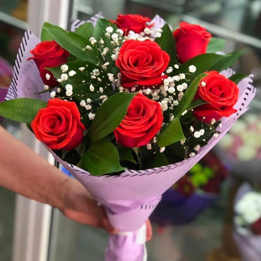 Букет заснеженные розы Букет роз Заснеженные розы